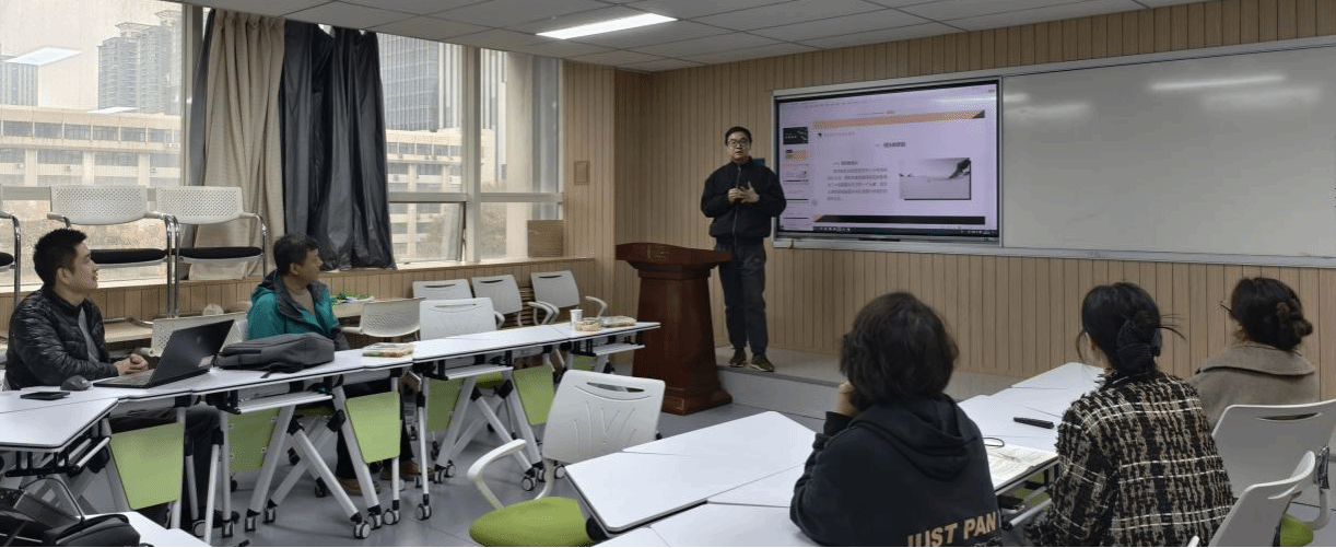 讓知識流動起來丨網信處技術例會 聚焦校園宣傳數字化內容創作與運營標準化